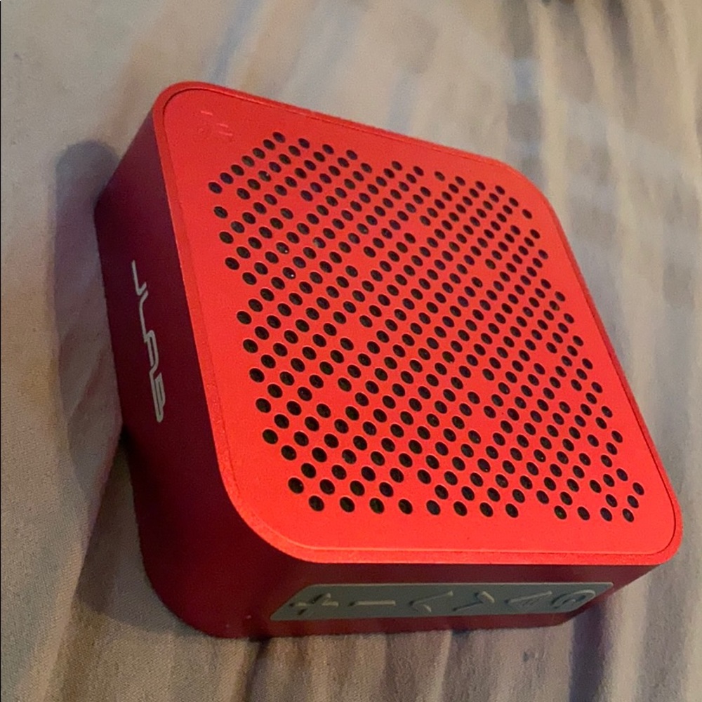 crasher mini speaker